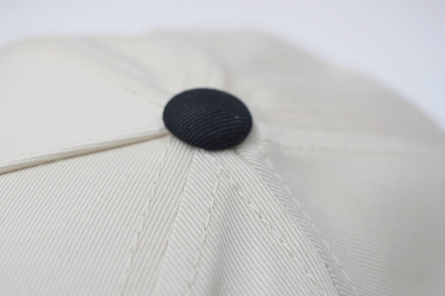 オリジナル刺繍　刺繍加工　刺繍　直接刺繍　チェーンステッチ刺繍　チェーンステッチ　ランニングステッチ　相良刺繍サテンステッチ　タタミステッチ　Tシャツ　トレーナー　ランニング　ノースリーブ　ベスト　セーター　ポンチョ　ウインドブレーカー　コーチジャケット　デニムジャケット　ジャケット　エプロン　Yシャツ　ワイシャツ　ワークシャツ　ダンガリーシャツ　開襟シャツ　背広　スーツ　スラックス　学生服　体操服　メルトンシャツ　メルトンジャケット　 ジャージ　トレーニングウエア　ウエア　型代無料書体　オリジナル書体　パーカー　ジップアップ