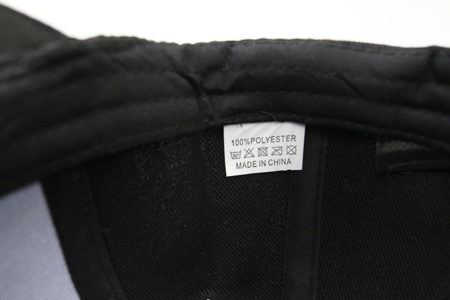 オリジナル刺繍　刺繍加工　刺繍　直接刺繍　チェーンステッチ刺繍　チェーンステッチ　ランニングステッチ　相良刺繍サテンステッチ　タタミステッチ　Tシャツ　トレーナー　ランニング　ノースリーブ　ベスト　セーター　ポンチョ　ウインドブレーカー　コーチジャケット　デニムジャケット　ジャケット　エプロン　Yシャツ　ワイシャツ　ワークシャツ　ダンガリーシャツ　開襟シャツ　背広　スーツ　スラックス　学生服　体操服　メルトンシャツ　メルトンジャケット　 ジャージ　トレーニングウエア　ウエア　型代無料書体　オリジナル書体　パーカー　ジップアップ