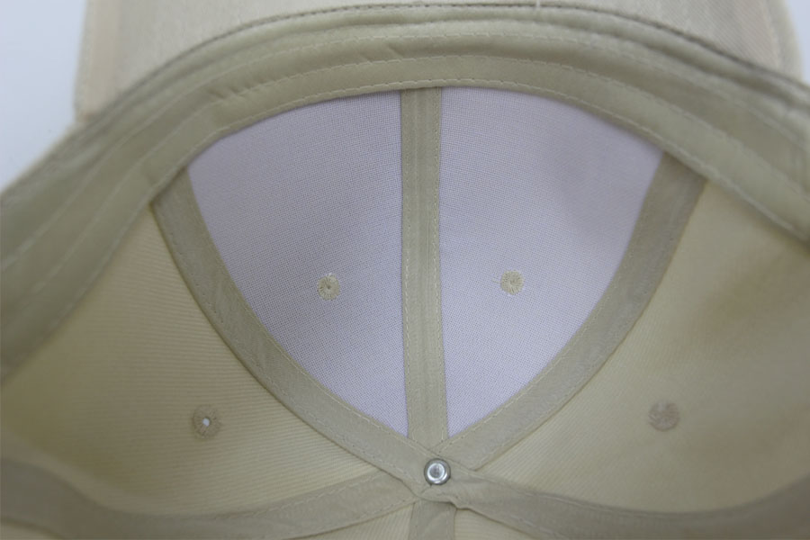 オリジナル刺繍　刺繍加工　刺繍　直接刺繍　チェーンステッチ刺繍　チェーンステッチ　ランニングステッチ　相良刺繍サテンステッチ　タタミステッチ　Tシャツ　トレーナー　ランニング　ノースリーブ　ベスト　セーター　ポンチョ　ウインドブレーカー　コーチジャケット　デニムジャケット　ジャケット　エプロン　Yシャツ　ワイシャツ　ワークシャツ　ダンガリーシャツ　開襟シャツ　背広　スーツ　スラックス　学生服　体操服　メルトンシャツ　メルトンジャケット　 ジャージ　トレーニングウエア　ウエア　型代無料書体　オリジナル書体　パーカー　ジップアップ