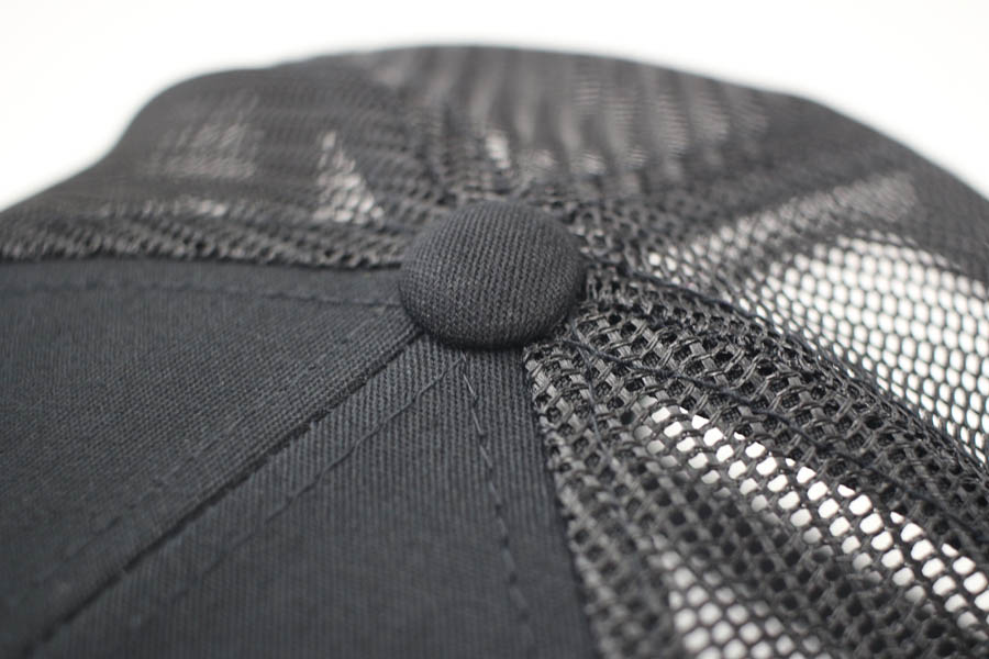 オリジナル刺繍　刺繍加工　刺繍　直接刺繍　チェーンステッチ刺繍　チェーンステッチ　ランニングステッチ　相良刺繍サテンステッチ　タタミステッチ　Tシャツ　トレーナー　ランニング　ノースリーブ　ベスト　セーター　ポンチョ　ウインドブレーカー　コーチジャケット　デニムジャケット　ジャケット　エプロン　Yシャツ　ワイシャツ　ワークシャツ　ダンガリーシャツ　開襟シャツ　背広　スーツ　スラックス　学生服　体操服　メルトンシャツ　メルトンジャケット　
ジャージ　トレーニングウエア　ウエア　型代無料書体　オリジナル書体　パーカー　ジップアップ
